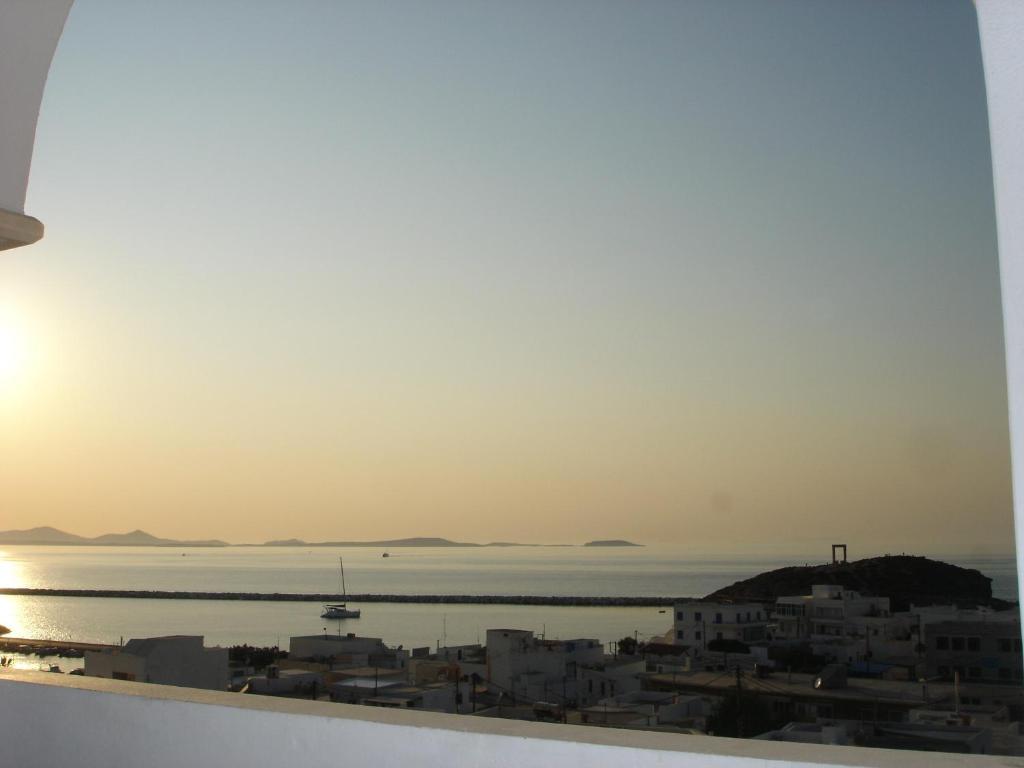 Panorama Hotel Naxos City Екстериор снимка