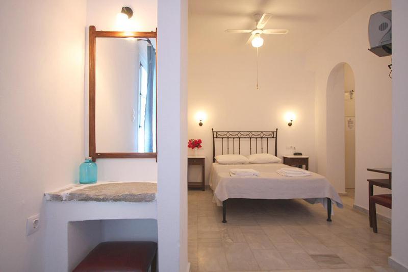 Panorama Hotel Naxos City Стая снимка